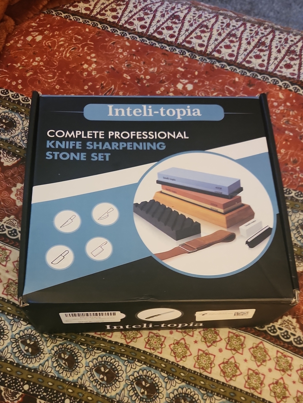 Inteli-topia Knife Sharpening Kit - Dual-sided Whetstone With Box. Inconplete.